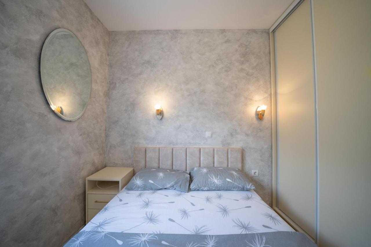 Apartman Anja Risan Bagian luar foto