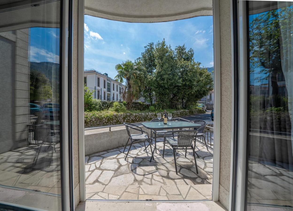 Apartman Anja Risan Bagian luar foto