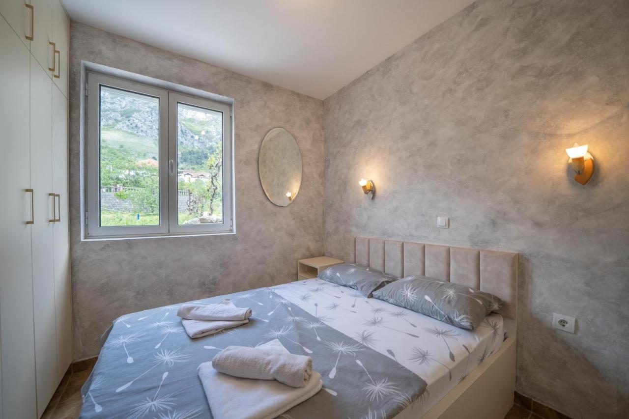 Apartman Anja Risan Bagian luar foto